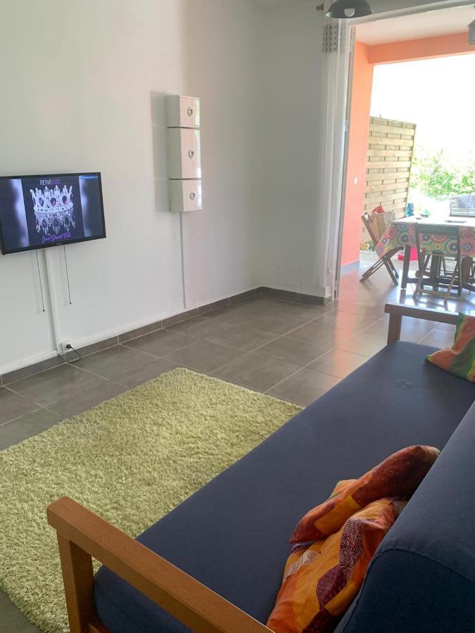 La Caraibe Dans La Station Balneaire Apartman Saint-Francois  Kültér fotó
